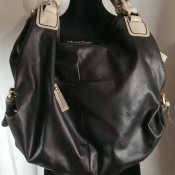 Black rivet hobo style bag - Picture 5 of 9